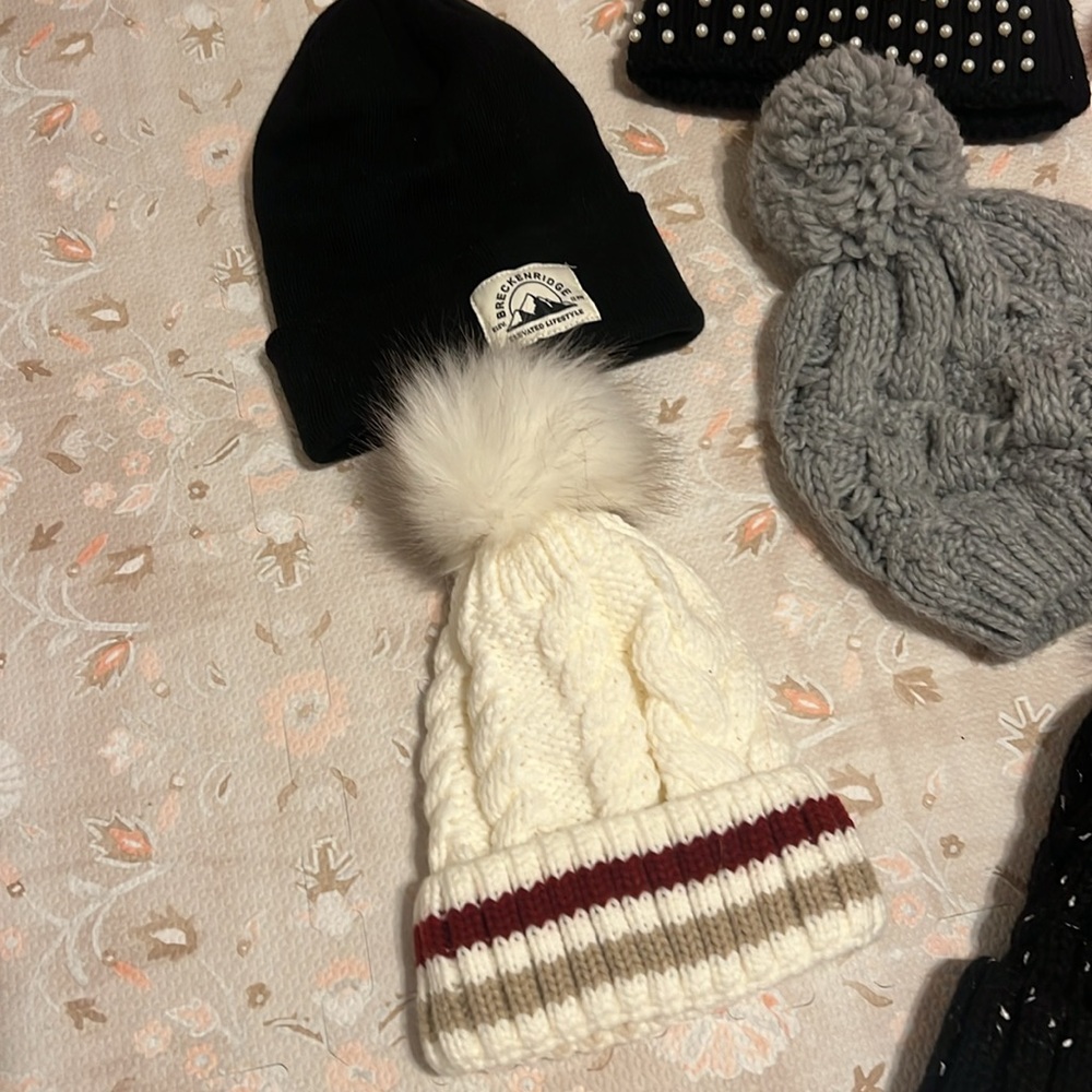 Beanie Set - Picture 3 of 7